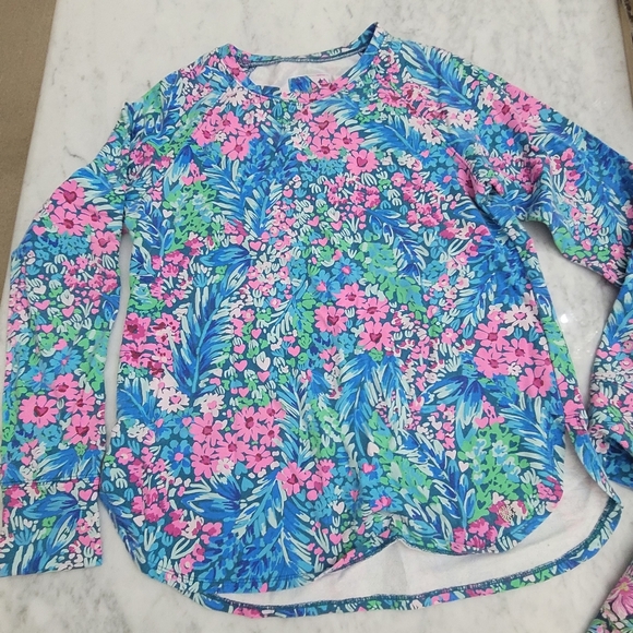 2 ! Lilly Pulitzer bundle Luxletic SPF 50. Blythe Sweatshirt sz S. Garden/tide - Picture 3 of 8